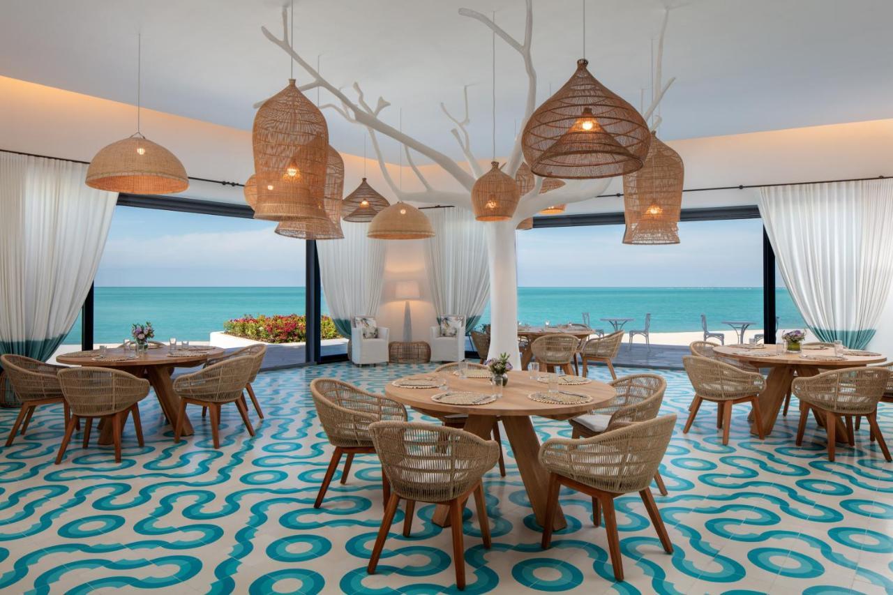 Anantara Santorini Abu Dhabi Retreat-Adults Only Otel Al Rahba Dış mekan fotoğraf